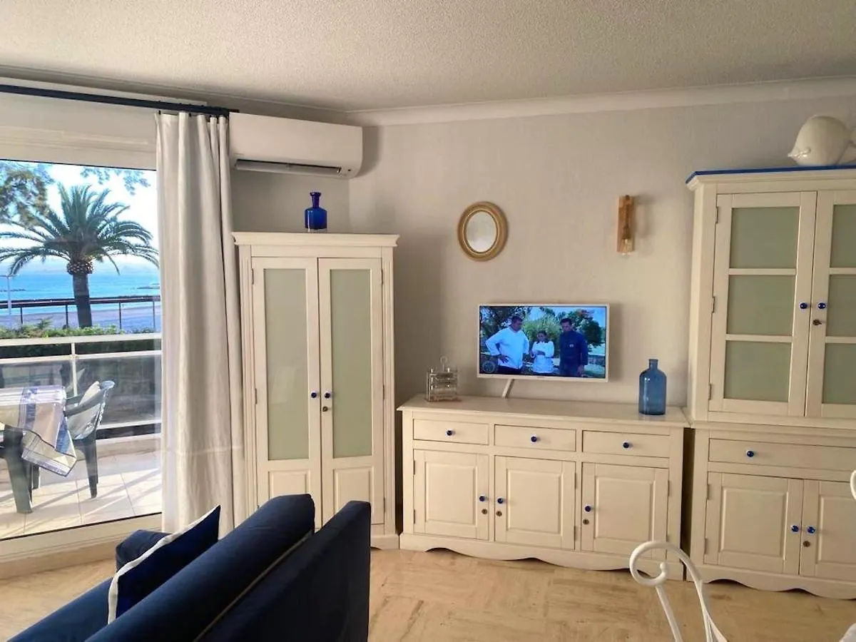 Appartement Sur La Plage Saint-Laurent-du-Var Frankrig