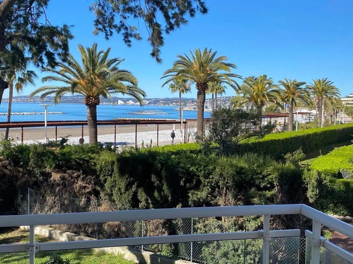 Appartement Sur La Plage, Le Royal Beach Saint-Laurent-du-Var